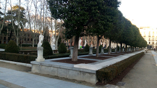 Estatuas Plaza de Oriente