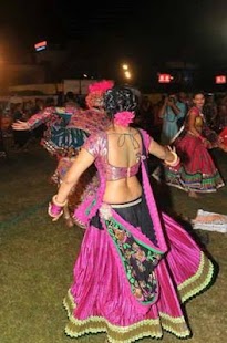 How to install Gujarati Dandiya Raas Garba Steps Navratri Songs 1.0 unlimited apk for android