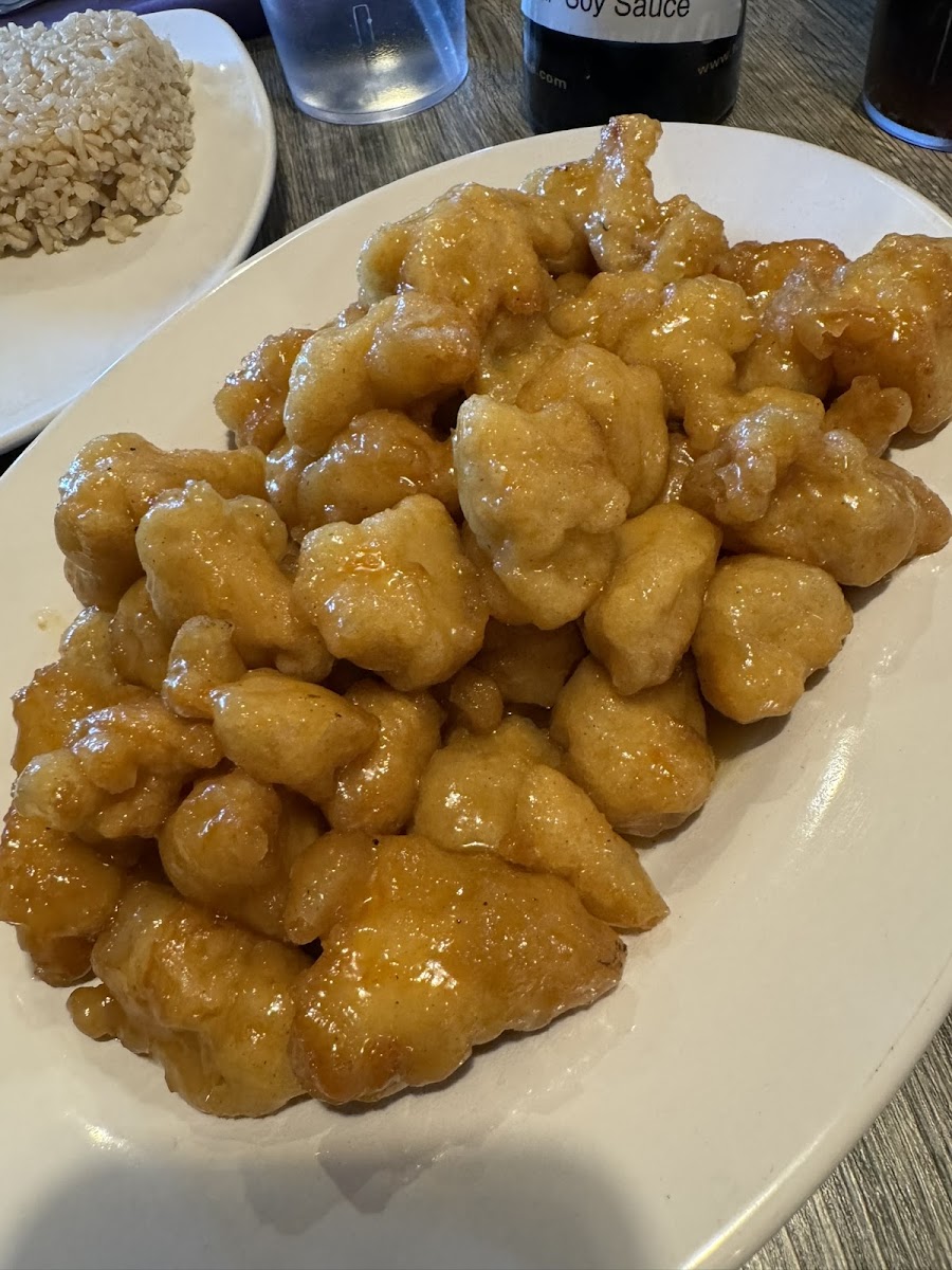 Breaded orange chicken with brown rice