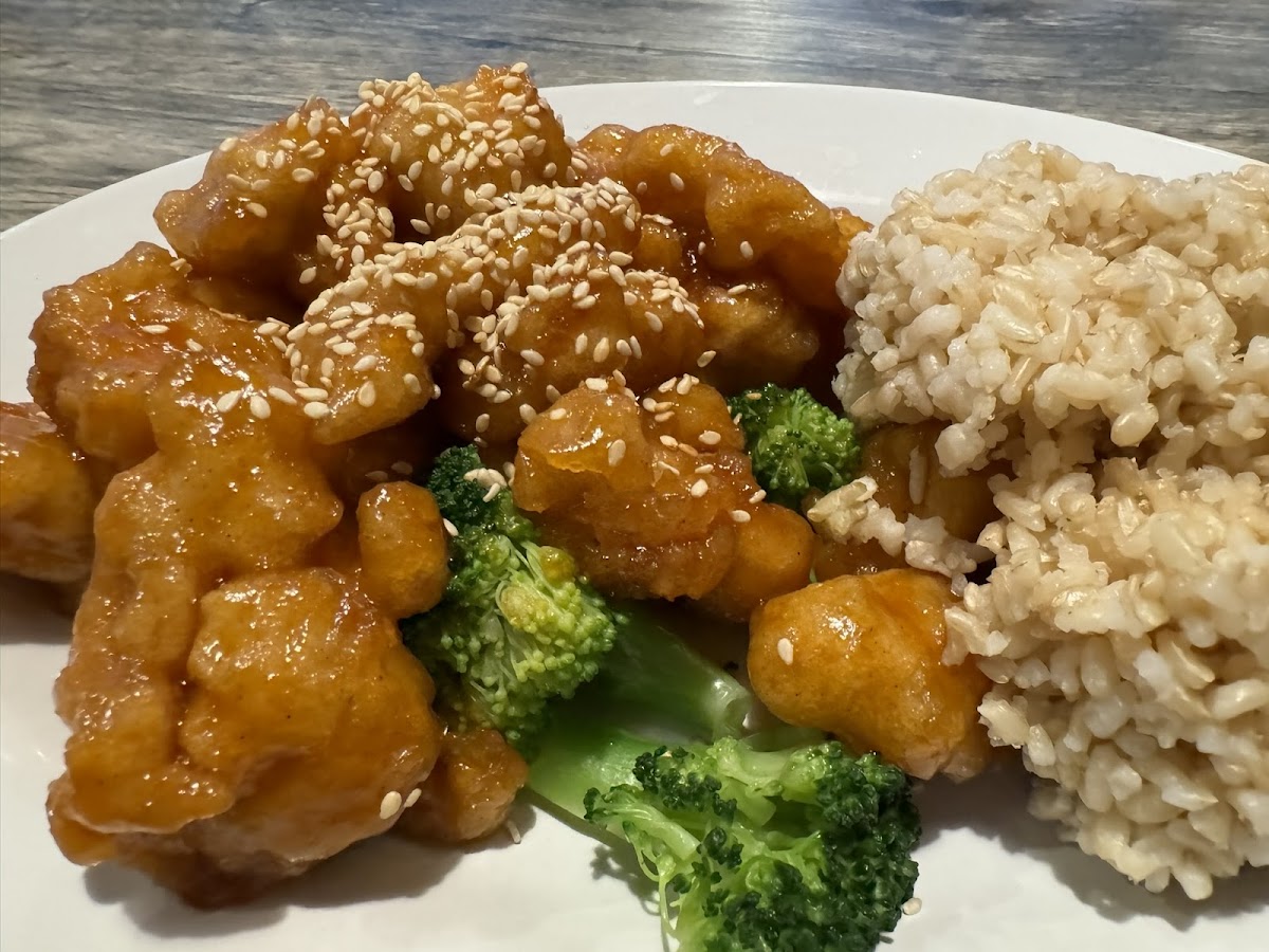 Sesame chicken breaded GF w/ brocolli and brown rice