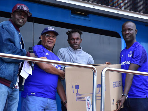 Giant gaming company SportPesa on Saturday gave 20 teams playing in the Koth Biro tournament an assortment of football kits as part of its grassroot football development project, Kits For Africa. /COURTESY