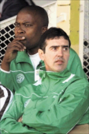 ELUSIVE: Bloemfontein Celtic's spokesman Sello Nduna, left, with new coach Mich D'Avary dirung the Phakisa Cup match in Sasolburg recently. Pic. Lefty Shivambu. 05/07/2008. © Gallo Images