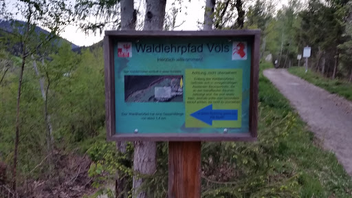 Beginn Waldlehrpfad, Völs
