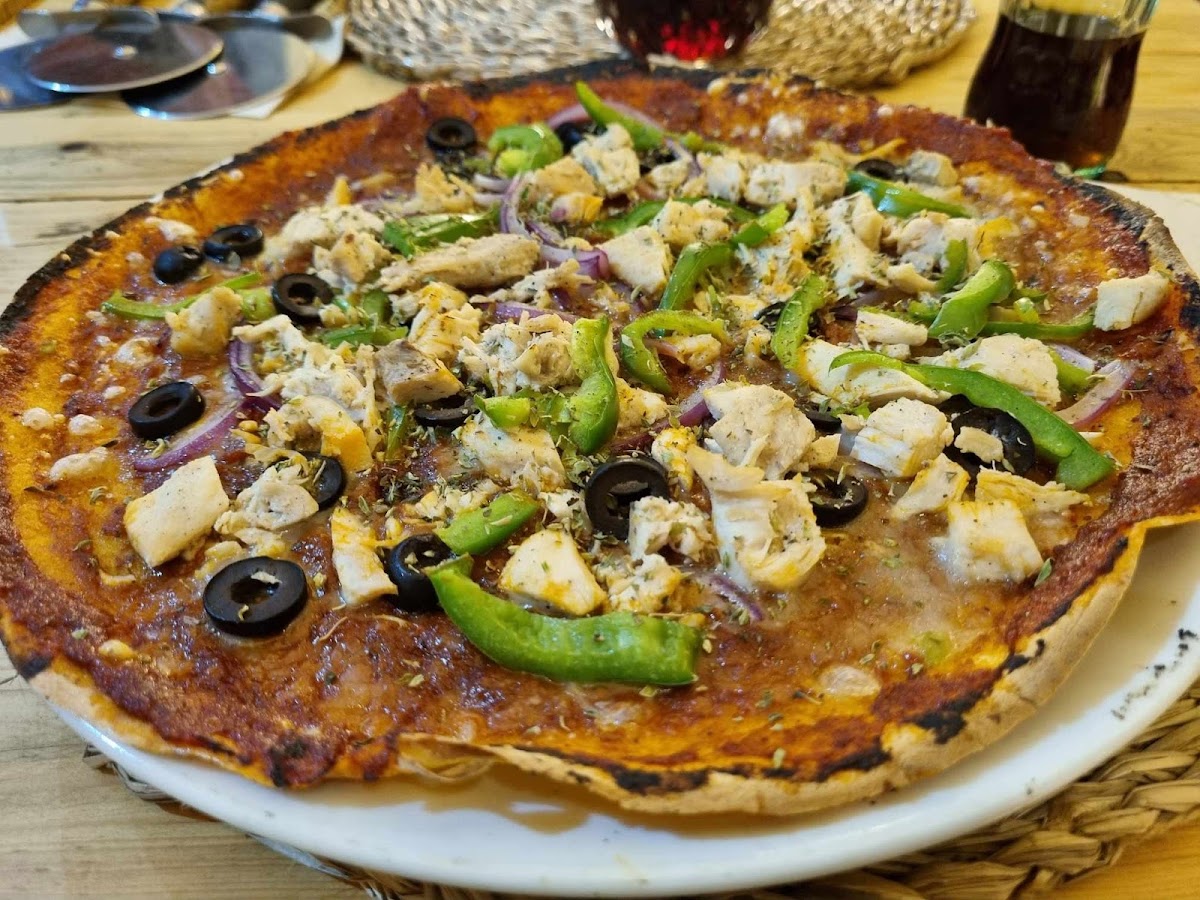 Gluten-Free at Pizza natura saludable y sin gluten