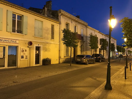 Aigues Mortes, Rue Emile Zola.