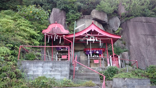 臥龍稲荷神社