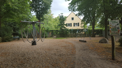 Dschungel Spielplatz 