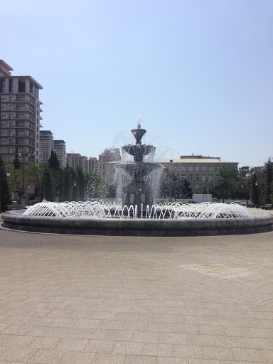 Fountain in Khatai Square Park