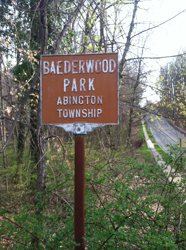 Baederwood Park