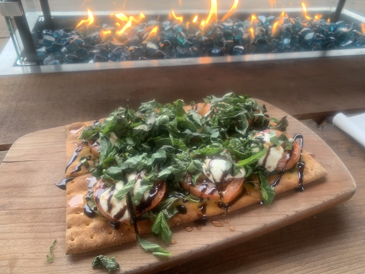 Gf margarita flatbread