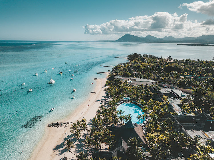 Beachcomber Paradis, the perfect escape in south-west Mauritius.