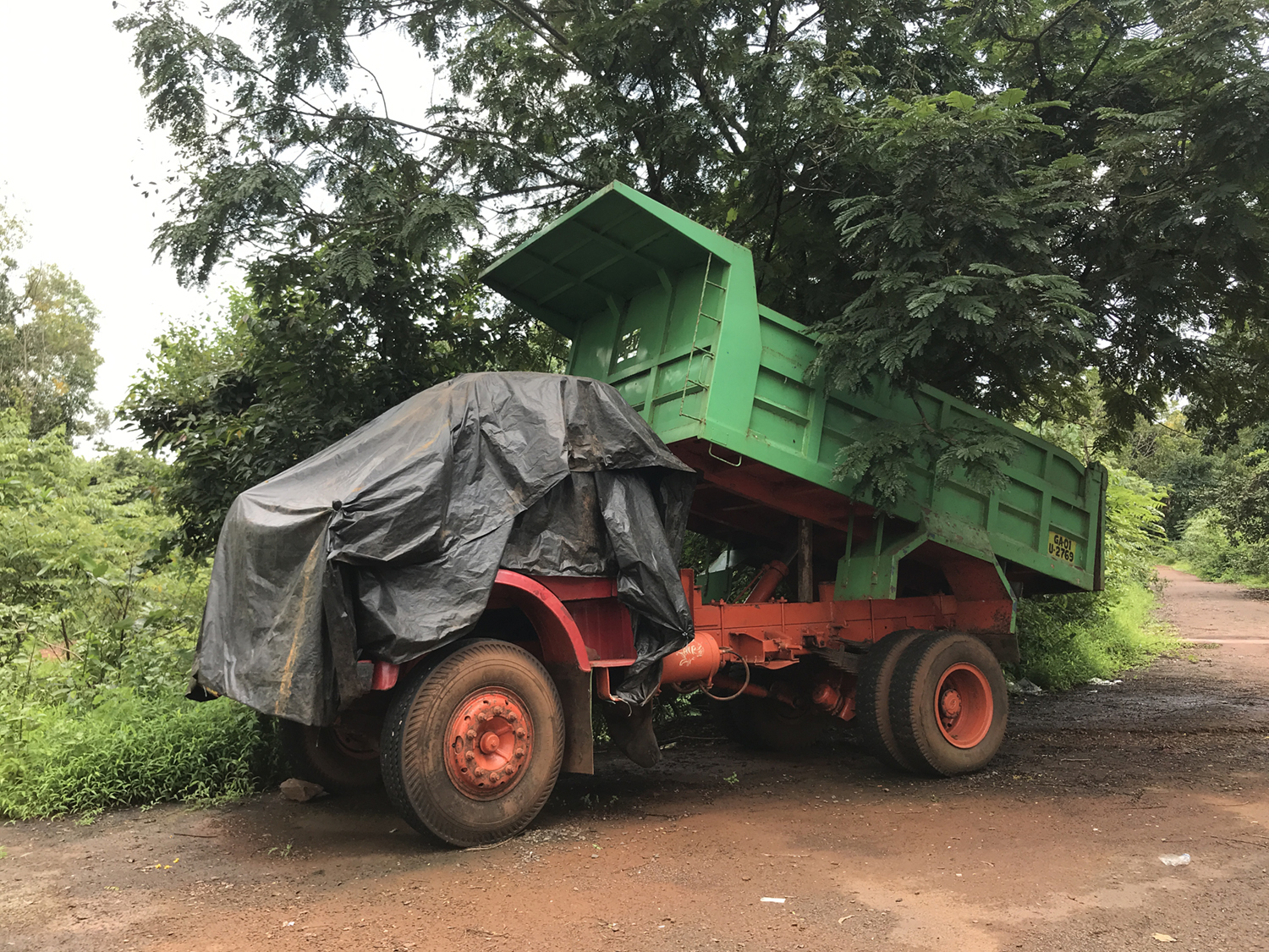 The Goa government’s failure to rehabilitate truckers after the state’s mining halt