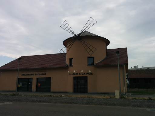 Le Moulin