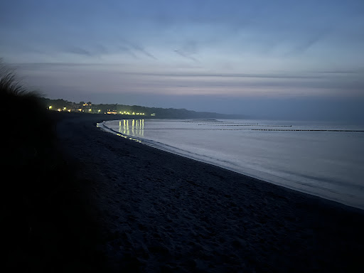 Glowe by night