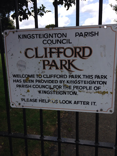 Clifford Park