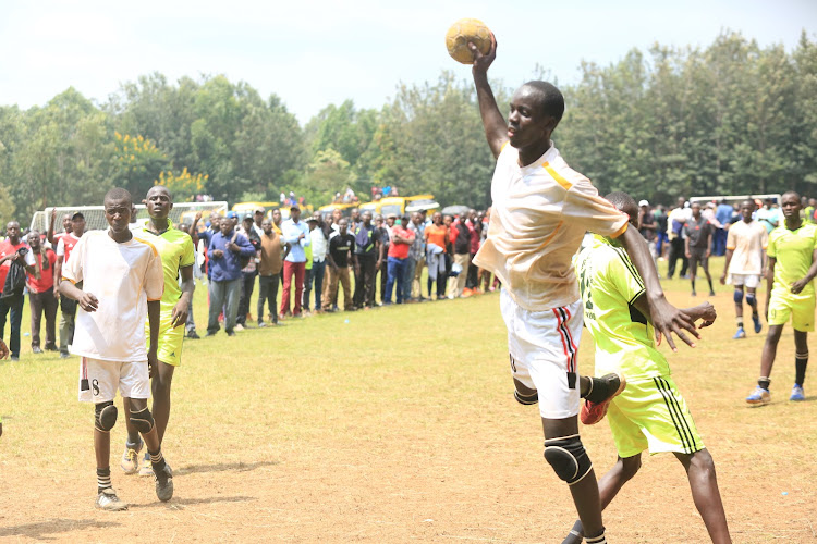 Emmanuel Okoth of Manyatta in action during the finals against Rang'ala