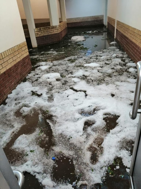 Mop-up operations are underway at the Itshelejuba Hospital in KZN.