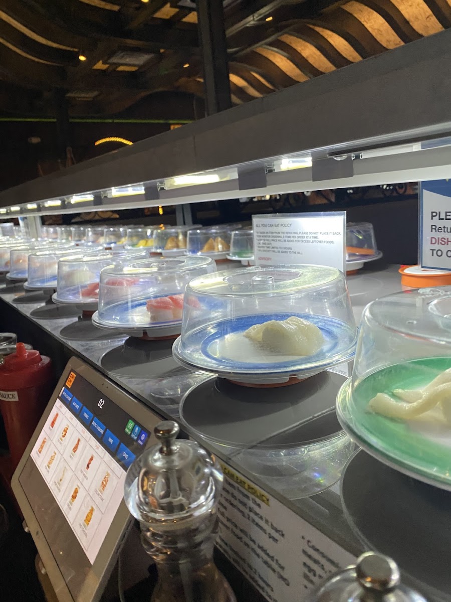 Gluten-Free at E-Gyu Revolving Sushi & BBQ