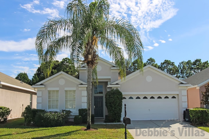 Windsor Palms vacation villa, close to Disney World, games room, private pool and spa