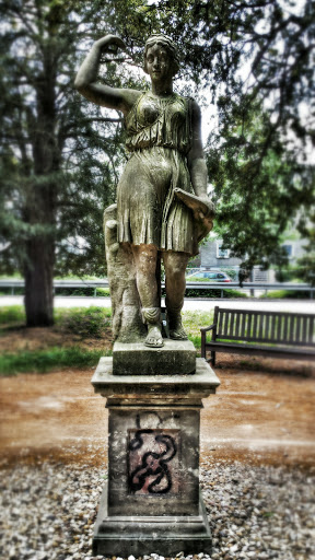 Statue der Diana im Georgengarten