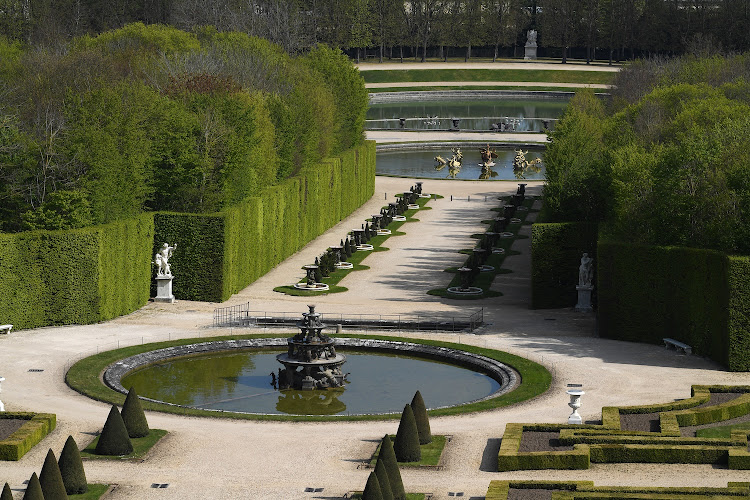 Chateau De Versailles.