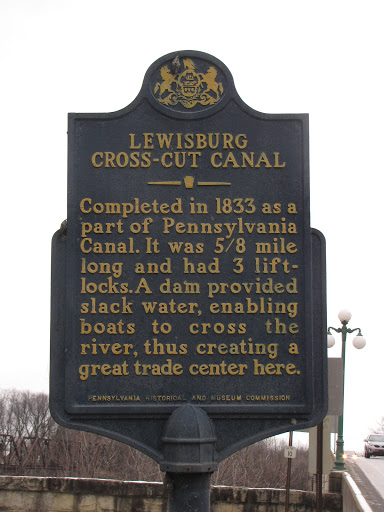 From the Flickr group Historical Markers, photo by Gerry Dincher, full page.License is Attribution-ShareAlike License
