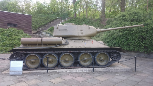 Panzer T-34-85