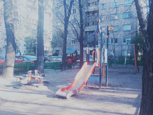 Bucsenesti Playground