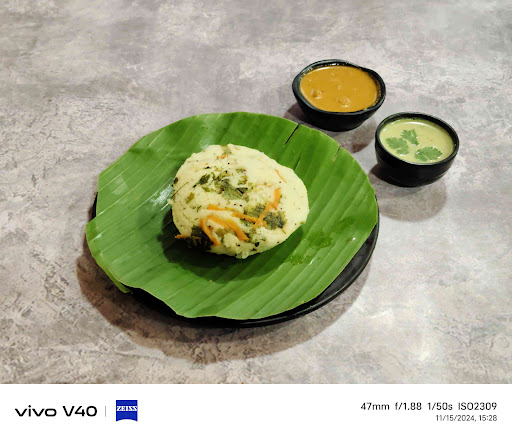 Rava Idli [1 Piece]
