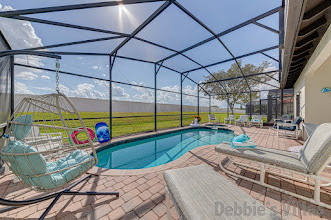 Sun-drenched south-facing pool and spa at this High Grove vacation villa