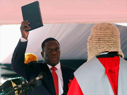Emmerson Mnangagwa is sworn in as Zimbabwe's president in Harare, Zimbabwe, November 24, 2017. /REUTERS