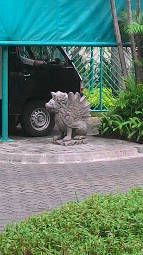 Lion Guard Statue
