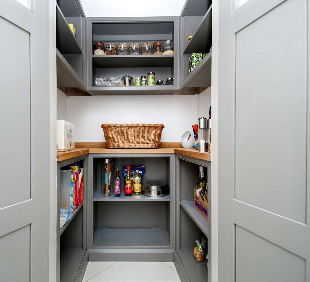 Pantry design by Shibui Joinery in West Sussex