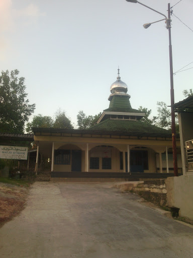 Masjid At - Tauhid