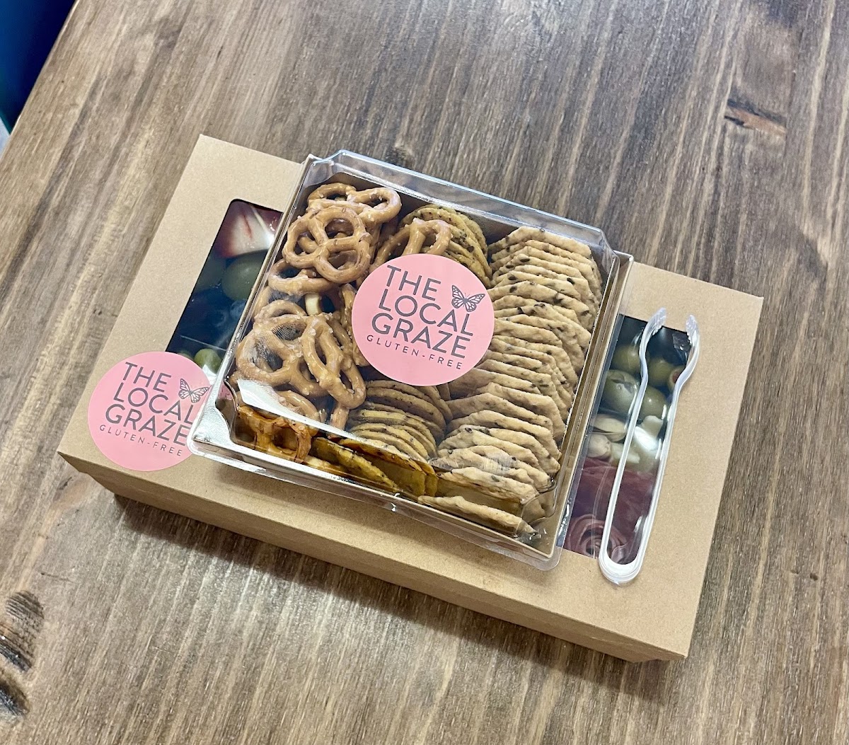 “Up to 4” Charcuterie Graze Box - separate cracker box included