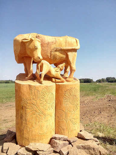 Памятник Корове с теленком