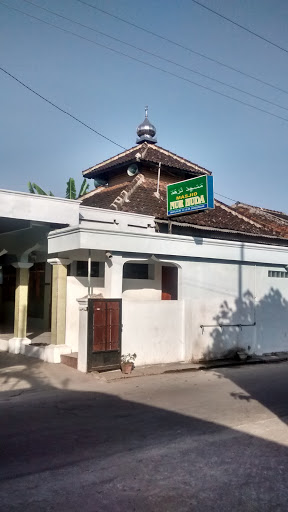 Masjid Nur Huda