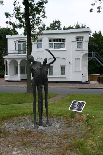 oorlogsmonument, Zuidbroek