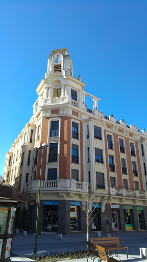 Plaza del Reloj