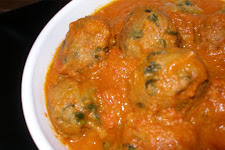 Methi Koftas In Aloo Gravy