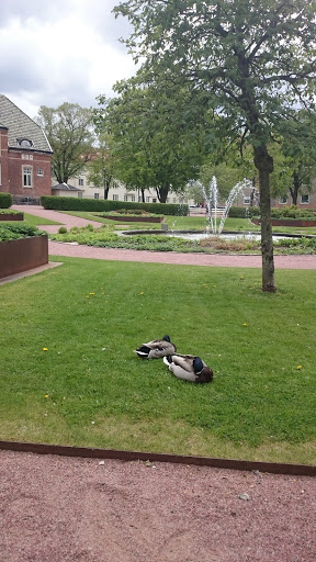 Idas Park fountain 