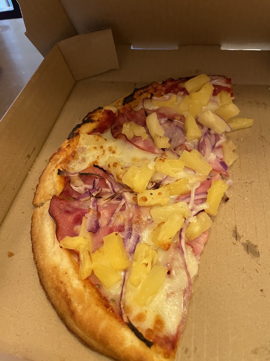 Gluten free Hawaiian pizza