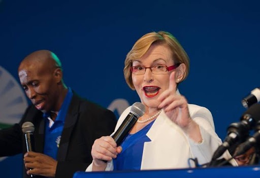 Helen Zille is only contesting the DA's federal chair position because she is not happy that Mmusi Maimane disciplined her for contravening the party's social media policy with her controversial Twitter posts, the writer says.