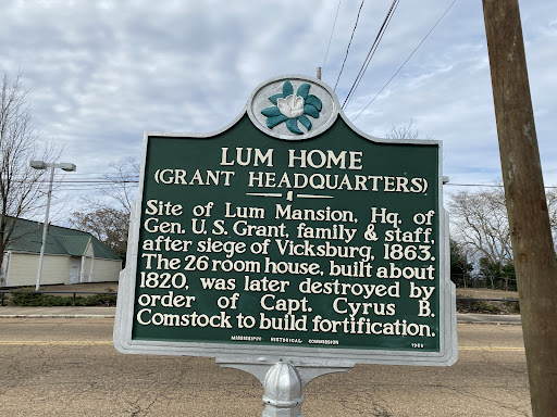 Site of Lum Mansion, Hq. of Gen. U.S. Grant, family & staff, after siege of Vicksburg, 1863. The 26 room house, built about 1820, was later destroyed by order of Capt. Cyrus B. Comstock to build...