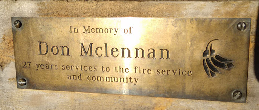 Transcript:In memory of Don Mclennan27 years services to the fire service and communityNote: location is approximate. The plaque is on a seat in the wetlands walk in this area.Submitted by:Judith Swan