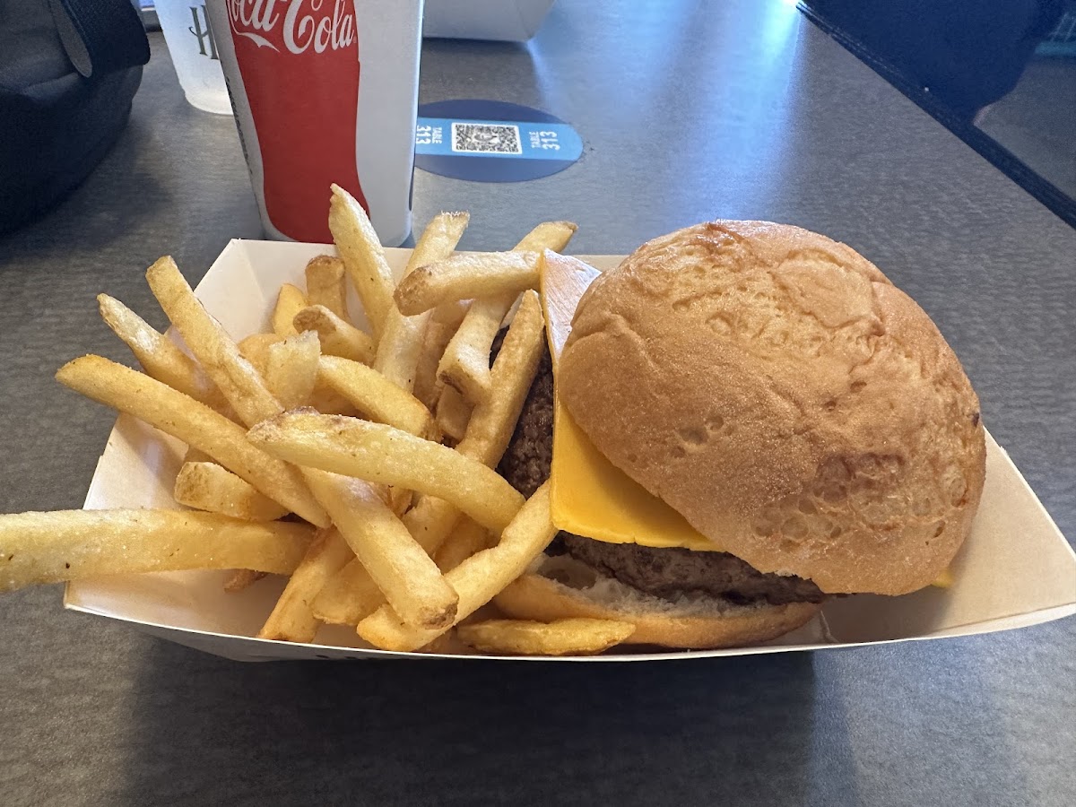 Gluten-Free Fries at Richter's Burger Company