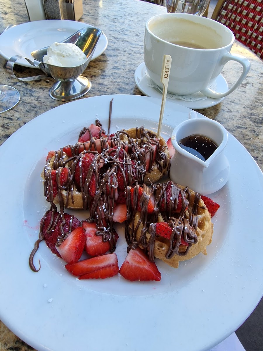 Waffles with Nutella