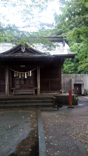 中村招魂社拝殿と霊魂堂