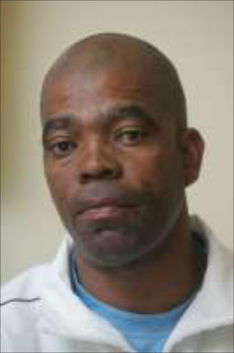 Ian Palmer AK FC coach. Pic. Antonio Muchave. 17/07/06. © Sowetan.