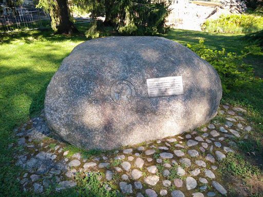 Memorial Stone 1991
